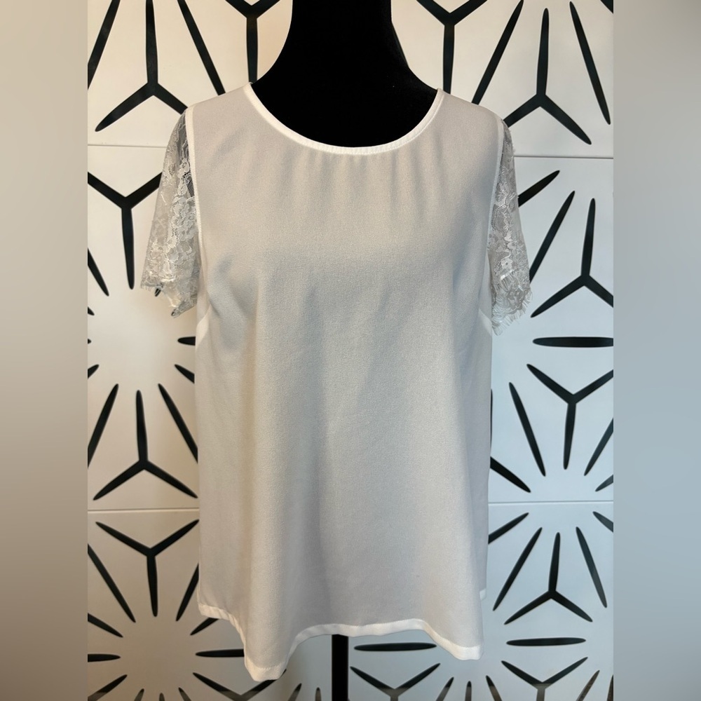 41 Hawthorn White Lace Sleeve Blouse